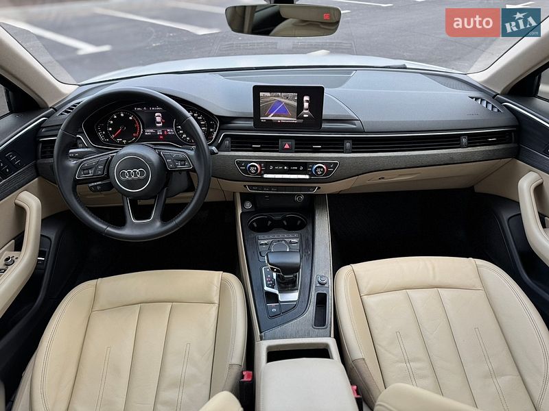 Седан Audi A4 2019 в Ровно