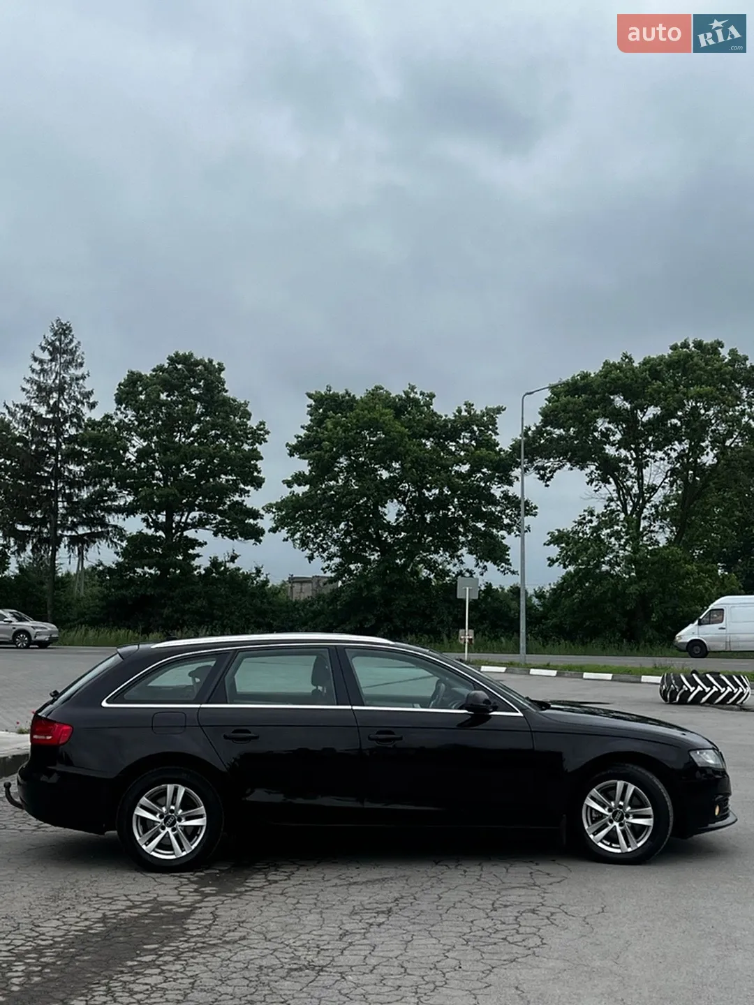 2010 Audi A4 - мініатюра 3