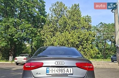 Седан Audi A4 2014 в Одесі