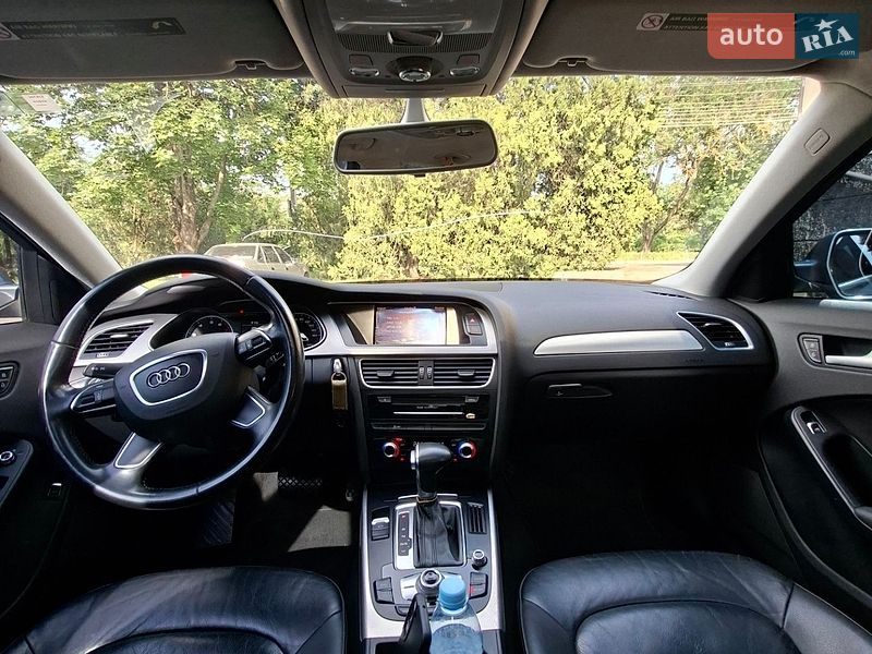 Седан Audi A4 2014 в Одесі