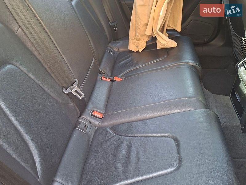 Седан Audi A4 2014 в Одесі