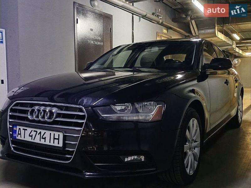 Седан Audi A4 2013 в Києві
