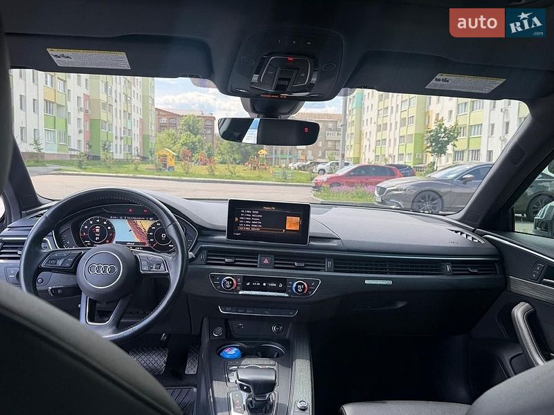 Седан Audi A4 2019 в Харкові