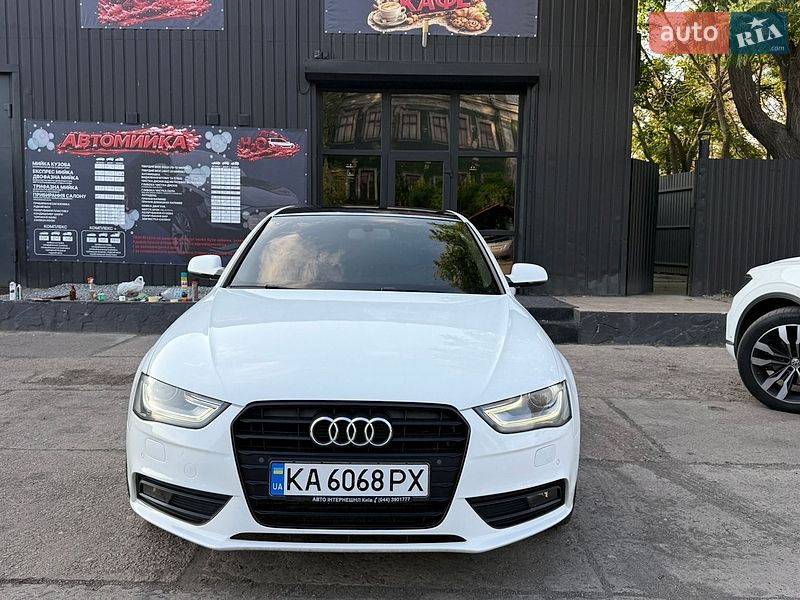 Седан Audi A4 2012 в Николаеве