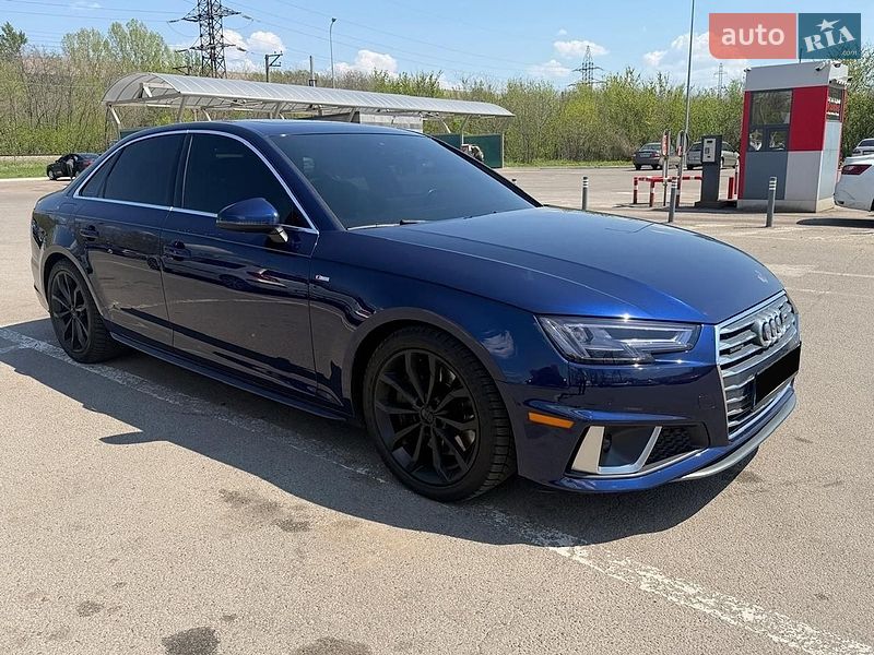 Седан Audi A4 2019 в Харкові