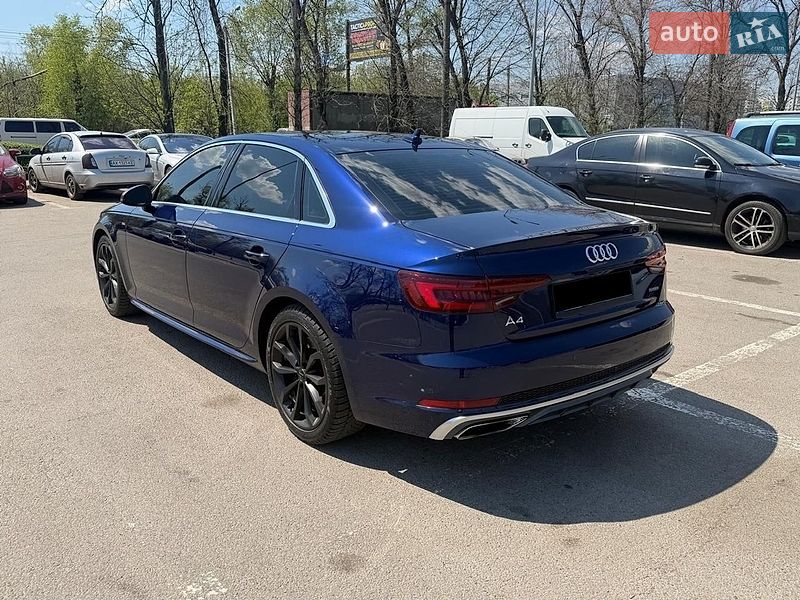 Седан Audi A4 2019 в Харкові