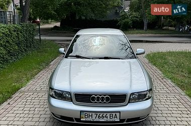Седан Audi A4 1998 в Одессе