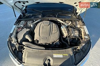 Седан Audi A4 2018 в Львове