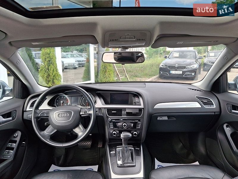 Седан Audi A4 2014 в Львове