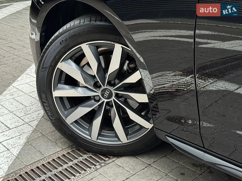Седан Audi A4 2021 в Києві