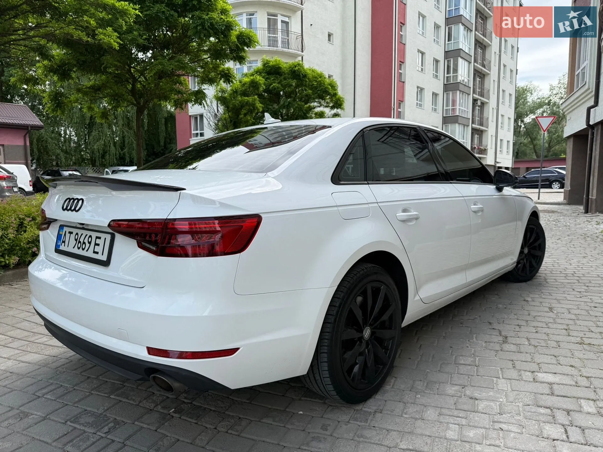 2016 Audi A4 - мініатюра 5