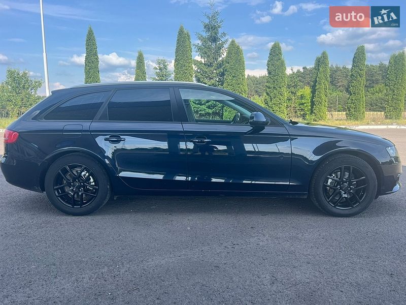 Универсал Audi A4 2009 в Кременце