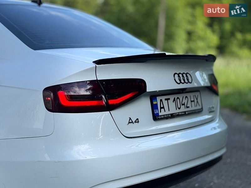 Седан Audi A4 2015 в Бурштыне