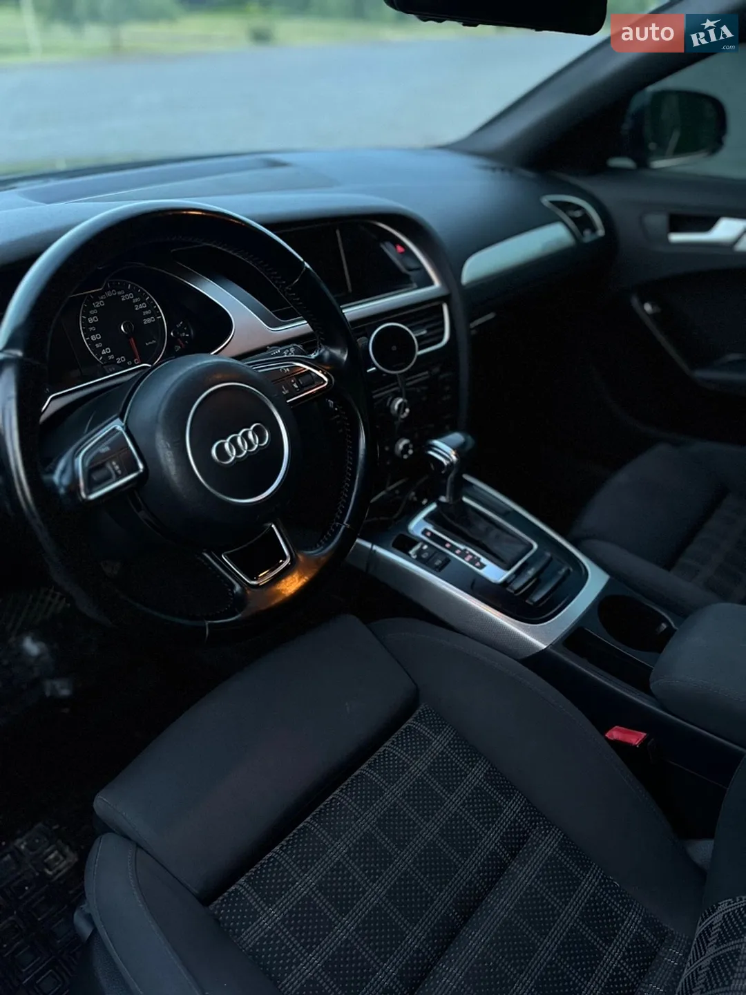 2013 Audi A4 - мініатюра 11