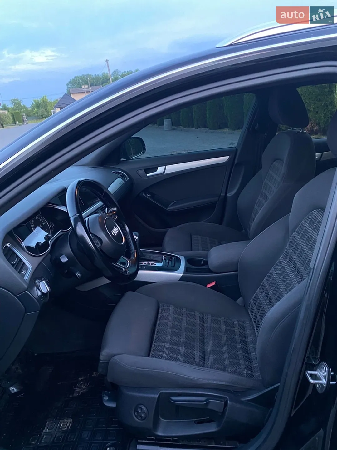 2013 Audi A4 - мініатюра 12