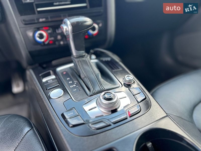 Седан Audi A4 2015 в Кременчуці