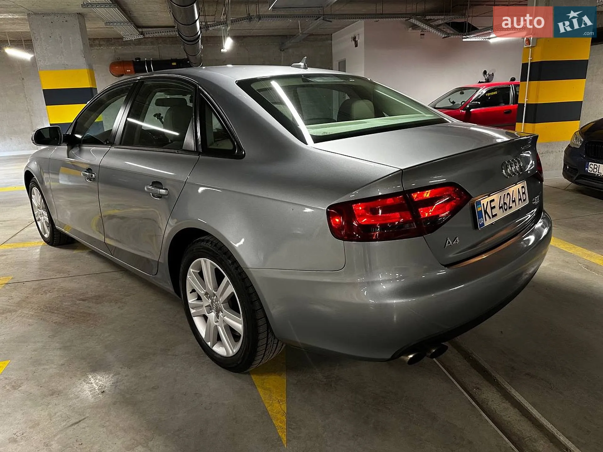 2010 Audi A4 - мініатюра 5