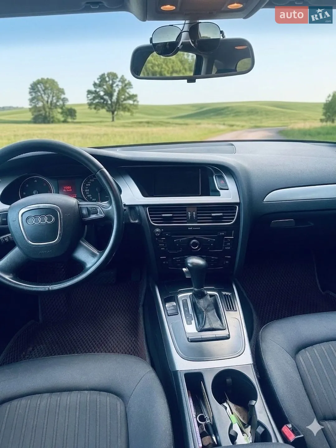 2010 Audi A4 - мініатюра 5