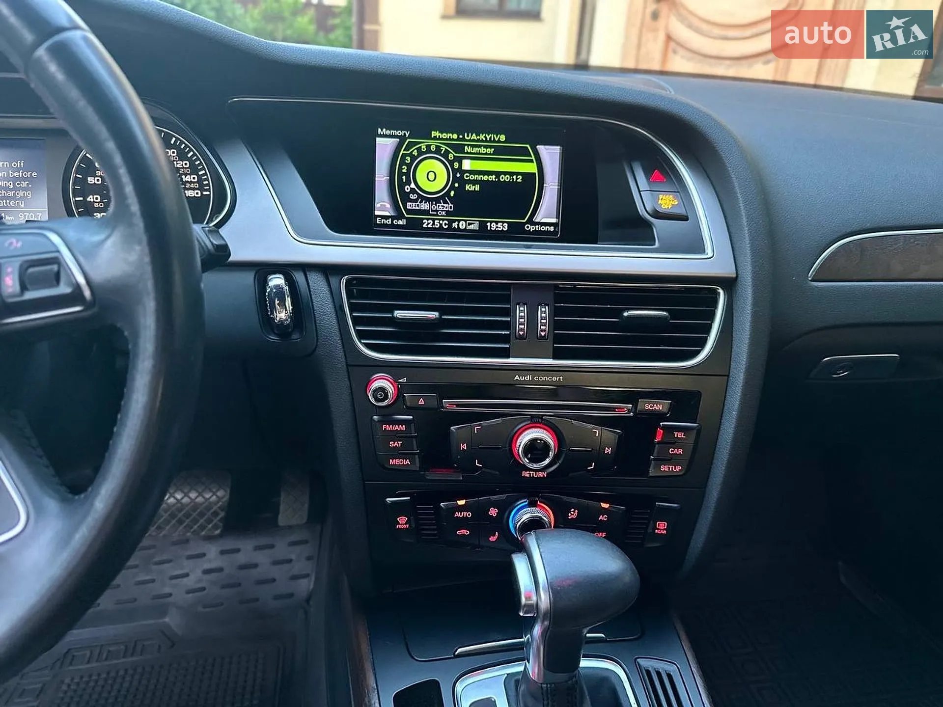 2013 Audi A4 - мініатюра 8