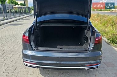 Седан Audi A4 2021 в Львові