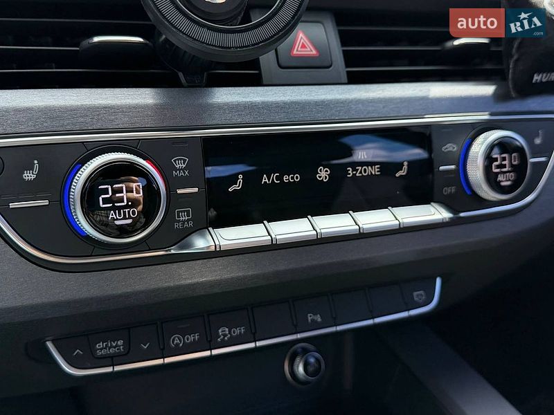 Седан Audi A4 2016 в Києві