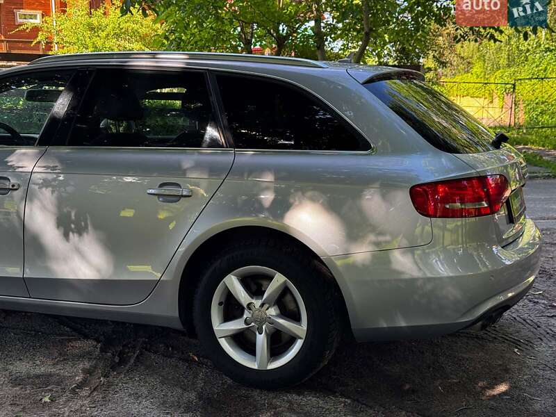 Універсал Audi A4 2014 в Києві