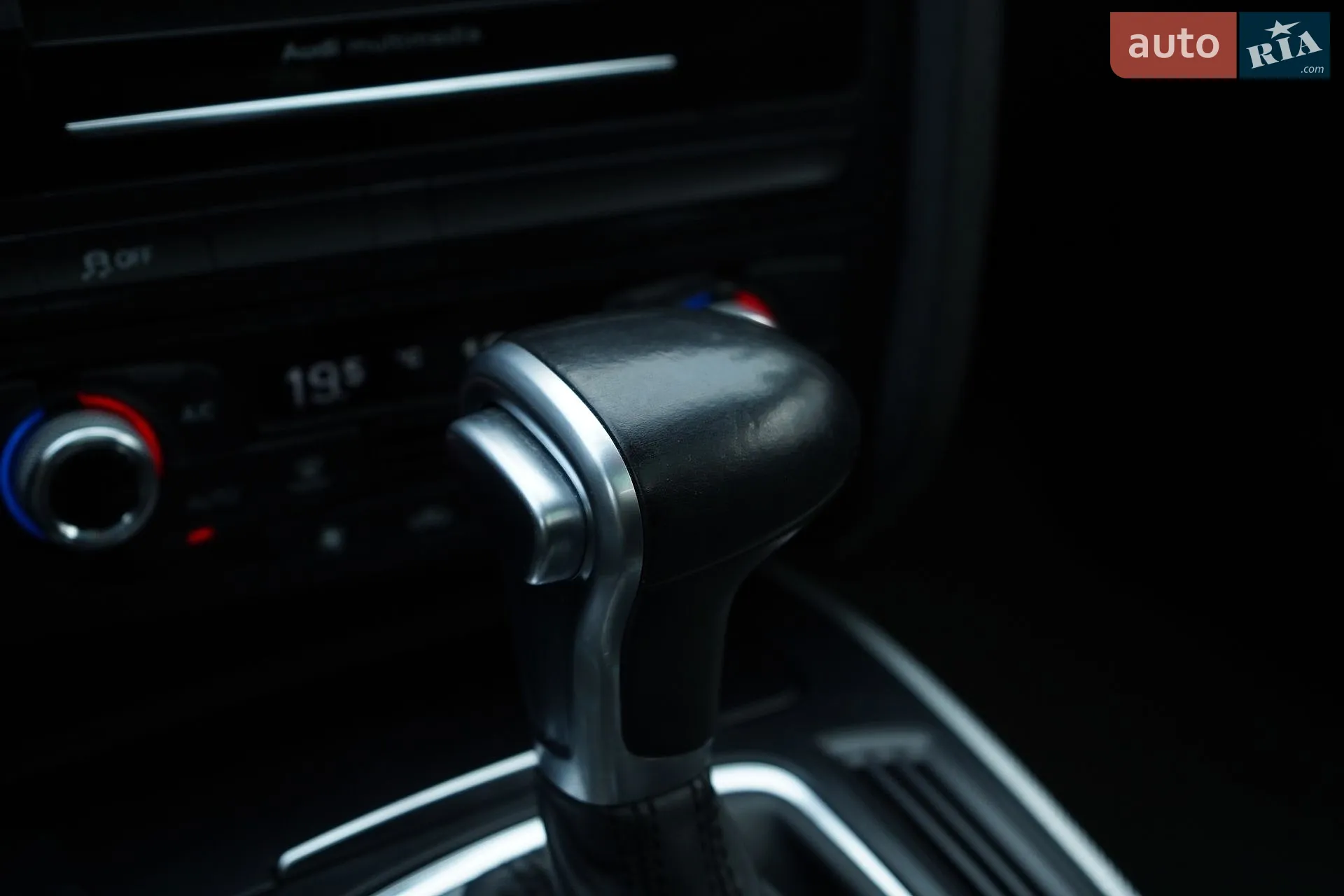 2015 Audi A4 - мініатюра 38