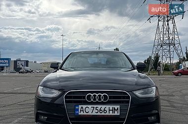 Седан Audi A4 2012 в Киеве