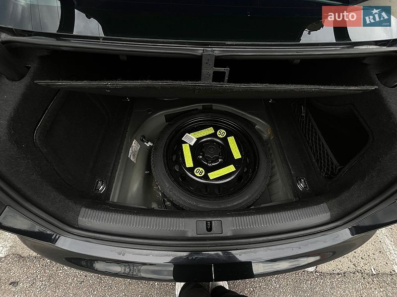 Седан Audi A4 2012 в Києві