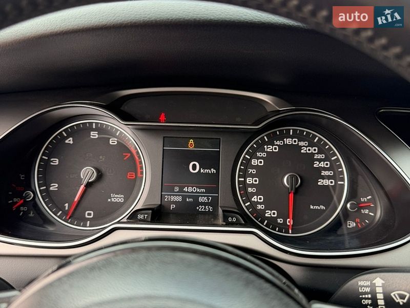 Седан Audi A4 2012 в Костополе