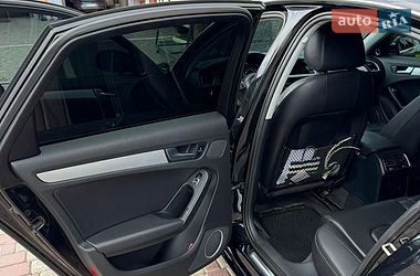 Седан Audi A4 2012 в Костополе
