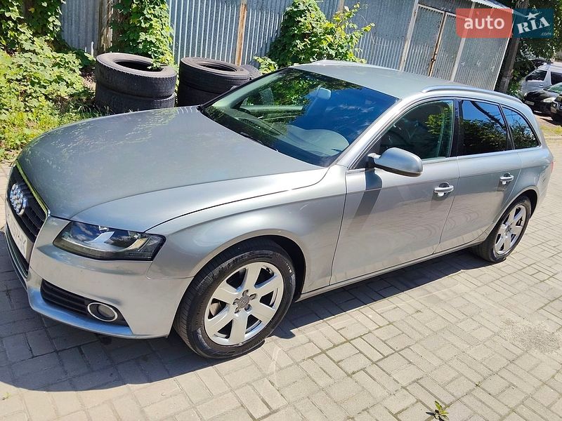 Універсал Audi A4 2010 в Львові
