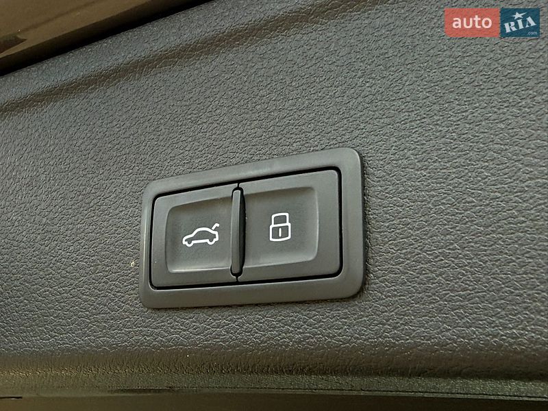 Універсал Audi A4 2019 в Луцьку
