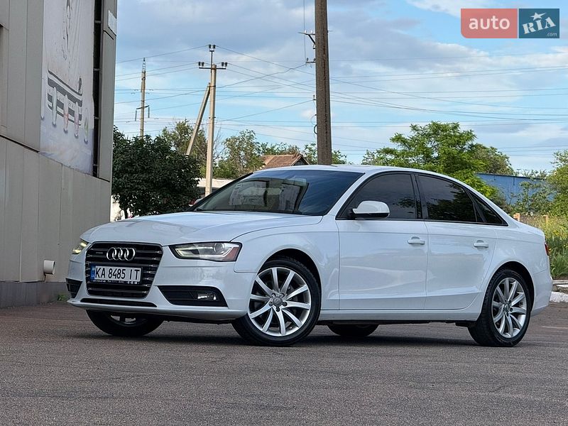 Седан Audi A4 2013 в Кривому Розі