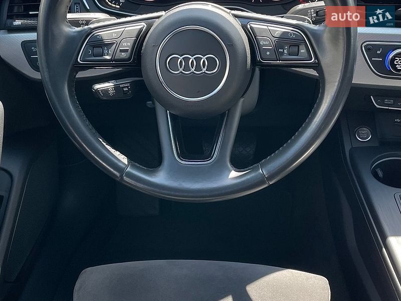 Универсал Audi A4 2018 в Харькове