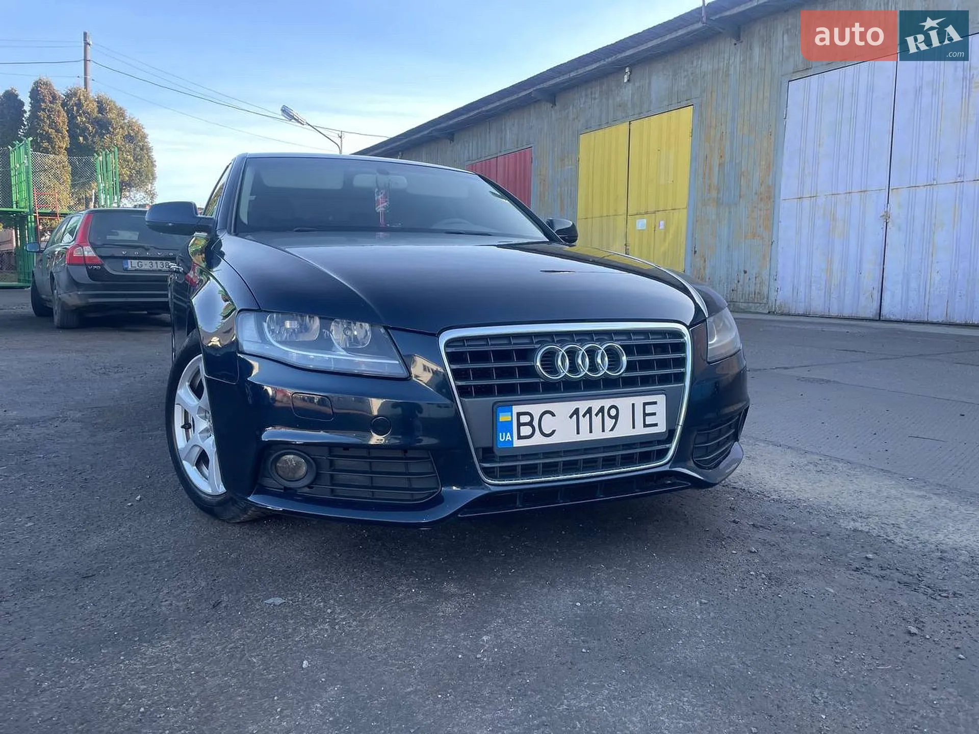 2011 Audi A4 - мініатюра 3