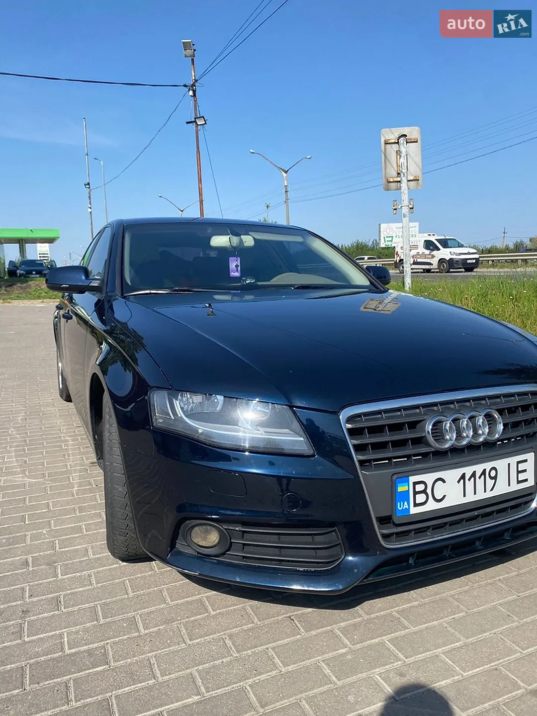2011 Audi A4 - мініатюра 21