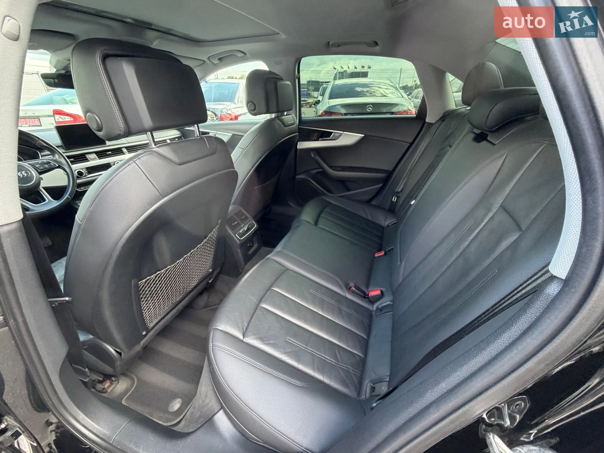 2016 Audi A4 - мініатюра 21