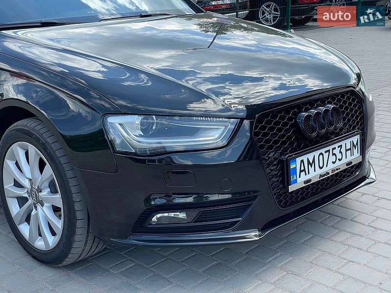 Седан Audi A4 2014 в Бердичеві