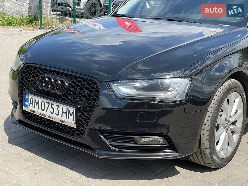 Седан Audi A4 2014 в Бердичеві