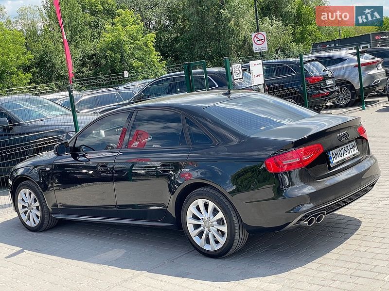 Седан Audi A4 2014 в Бердичеві