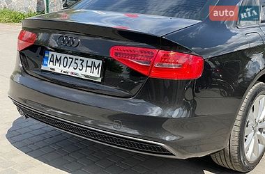 Седан Audi A4 2014 в Бердичеві