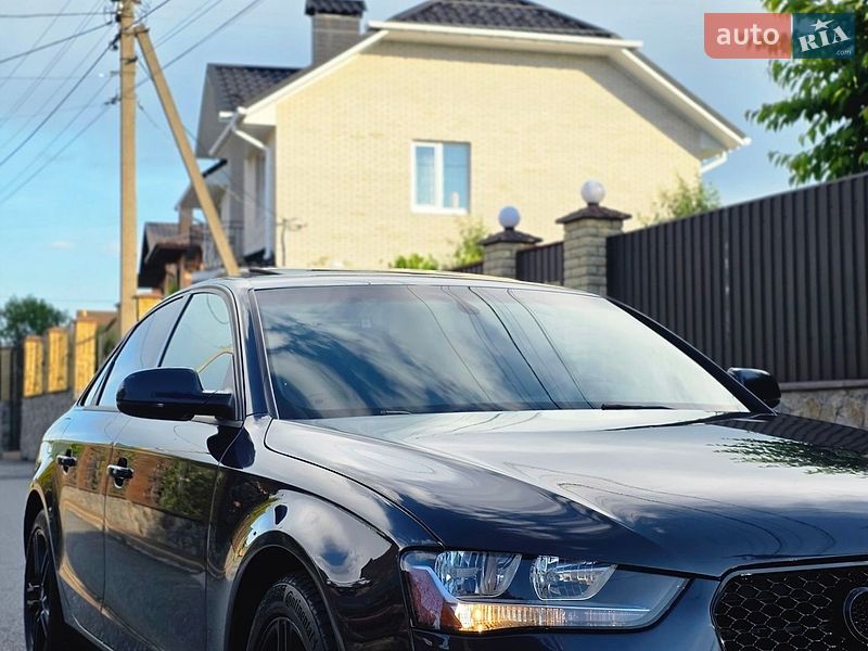Седан Audi A4 2012 в Вінниці