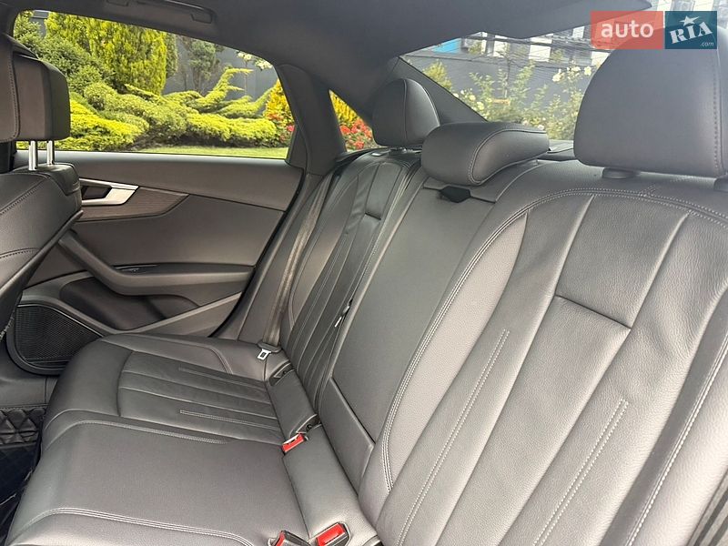 Седан Audi A4 2018 в Днепре