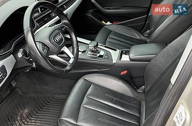 Седан Audi A4 2015 в Кам'янському