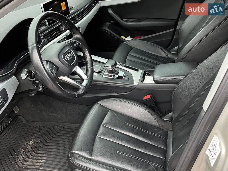Седан Audi A4 2015 в Кам'янському