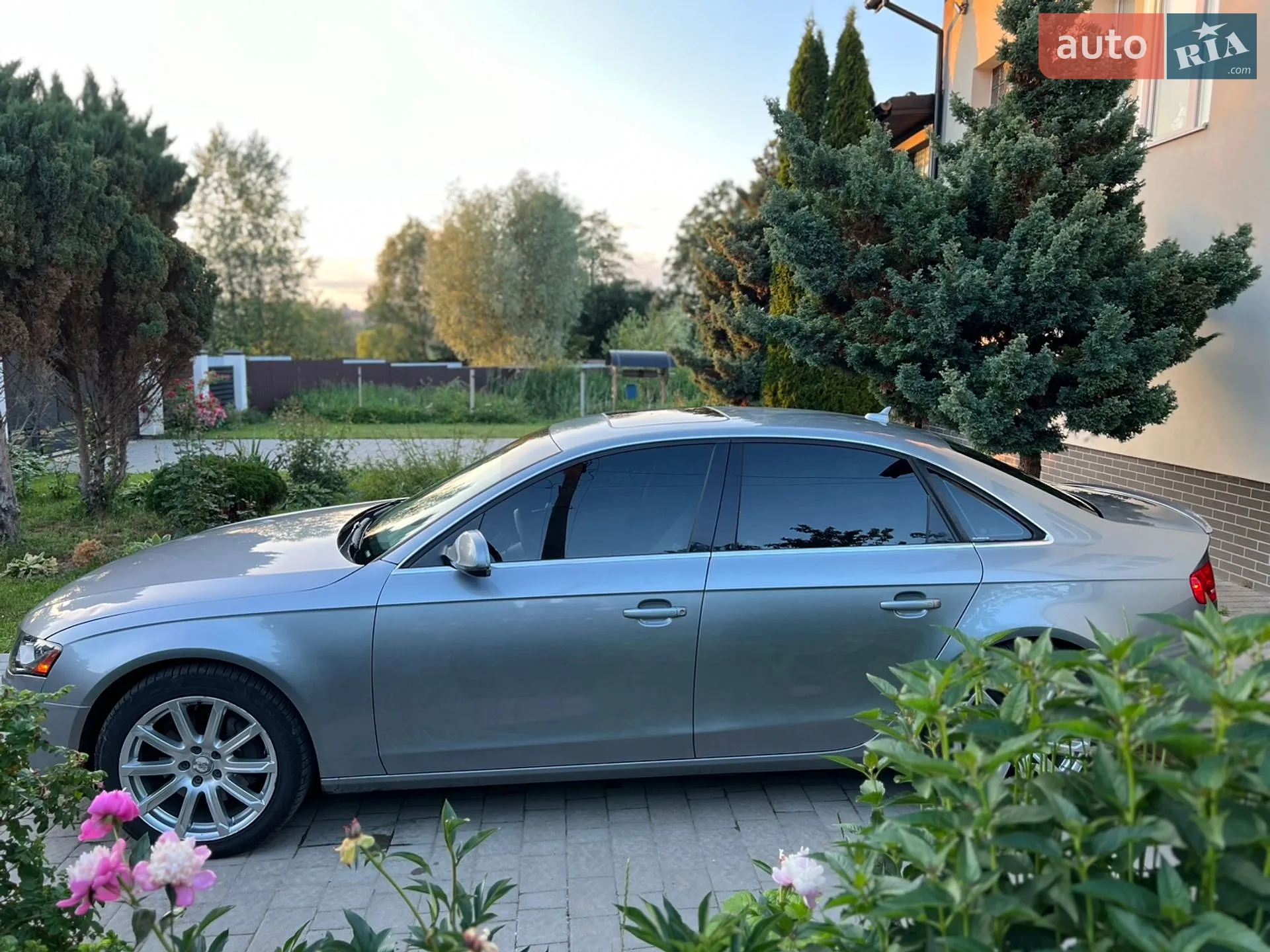 2010 Audi A4 - мініатюра 6