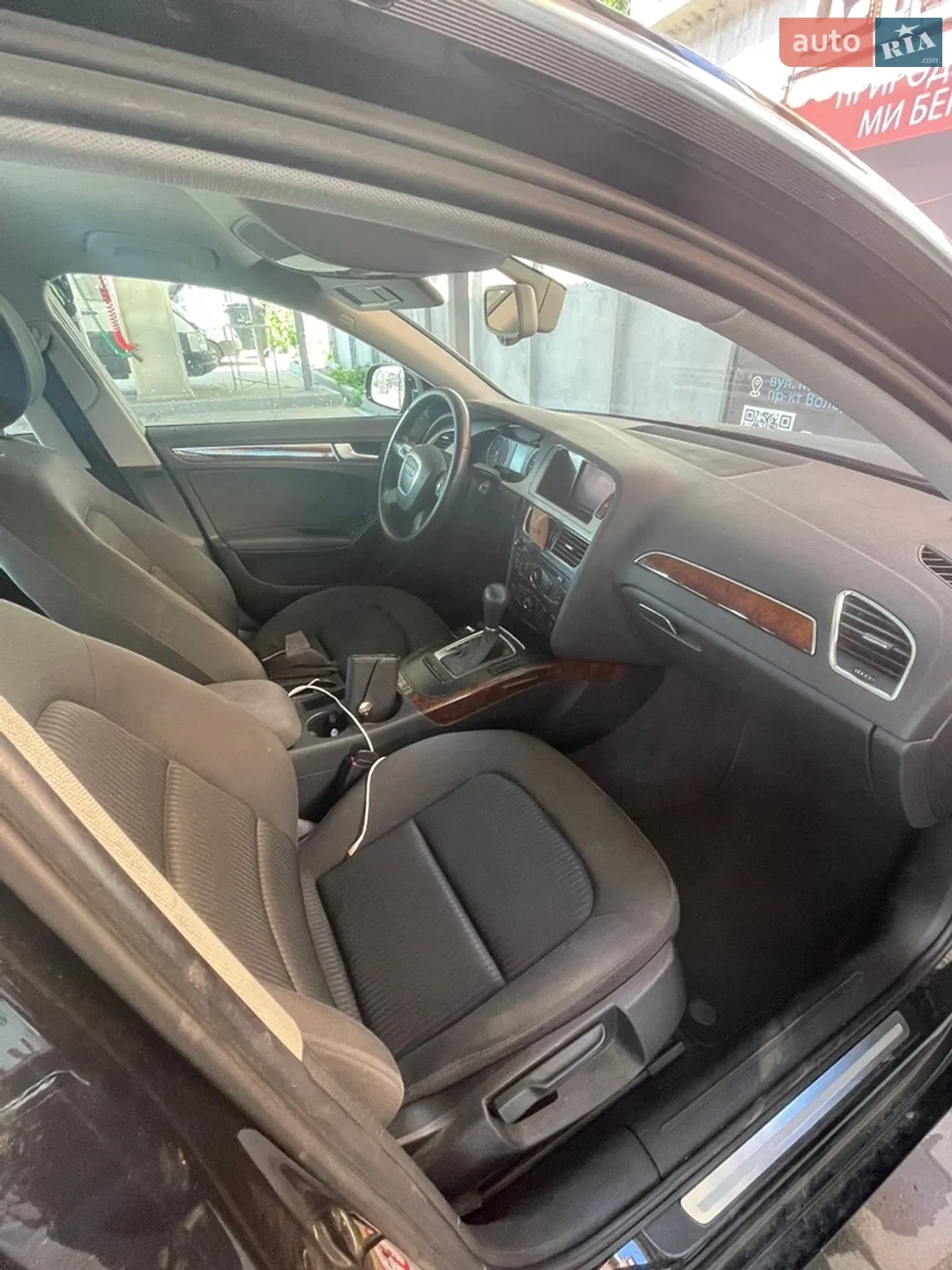 2010 Audi A4 - мініатюра 11