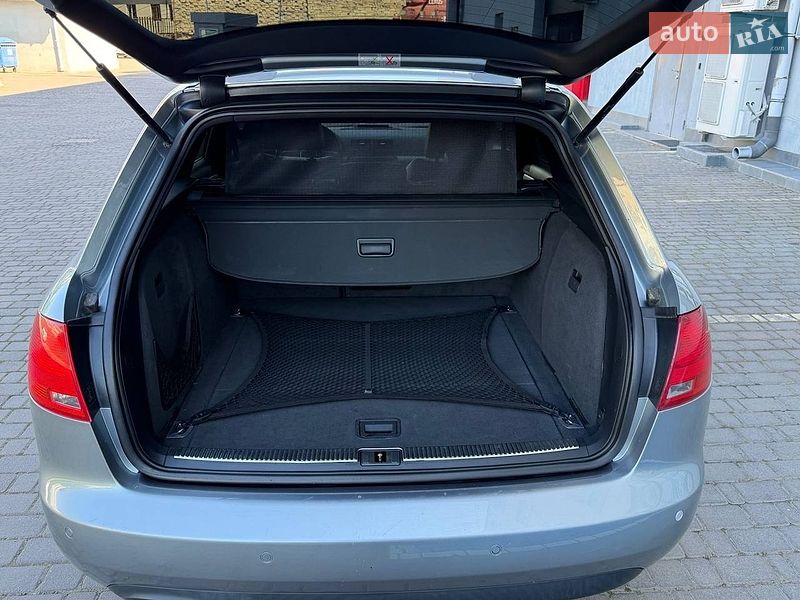 Универсал Audi A4 2004 в Одессе