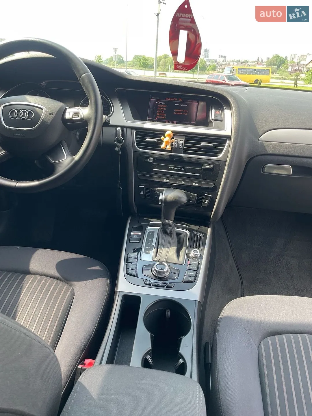 2012 Audi A4 - мініатюра 16